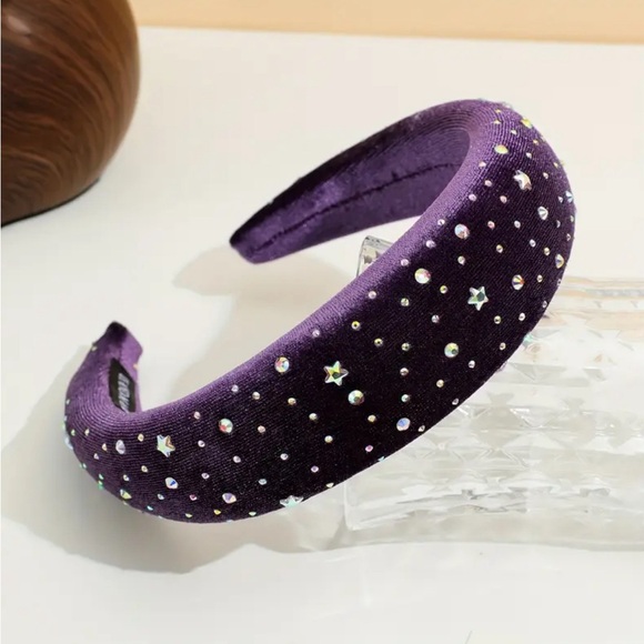 Chic Velvet Wide-Brimmed Headband with Rhinestone Embellishments - Picture 3 of 3